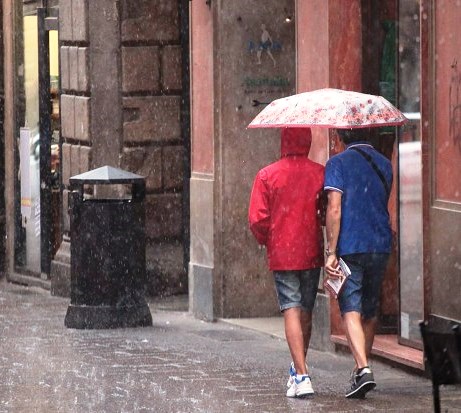 Siracusa, diffusa allerta meteo gialla per tutta la giornata di oggi