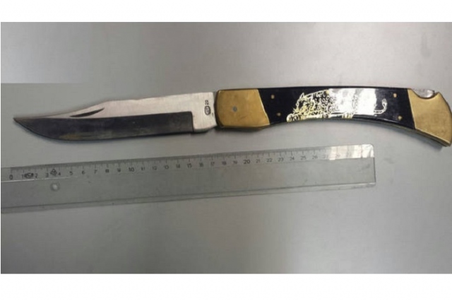 Avola, in tasca coltello a serramanico: denunciato