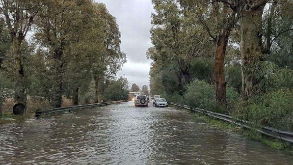 Nel Catanese, violento nubifragio: strade chiuse