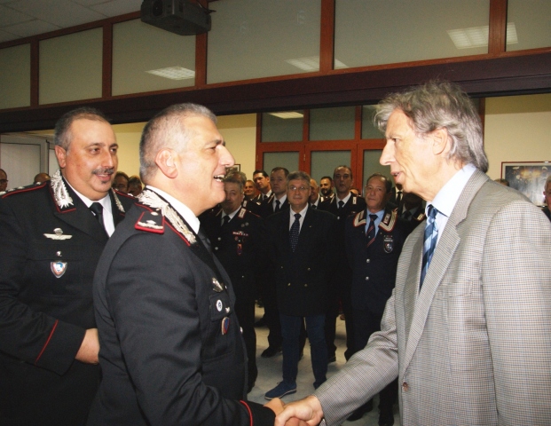 Siracusa, il generale di brigata Giovanni Cataldo in visita nella caserma di viale Tica
