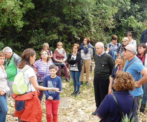 Melilli, soci di Italia Nostra scoprono il sentiero natura della riserva “Villasmundo”