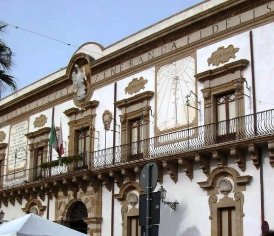 Augusta, dipendenti comunali senza salario accessorio: la denuncia di Fp Cisl