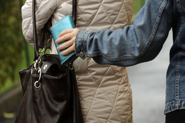 Augusta, conclusione indagini su presunto borseggiatore seriale