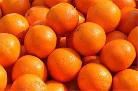 Allarme M5S, rischio invasione arancia spagnola Navel spacciata per siciliana
