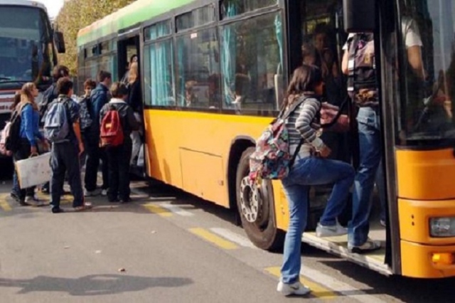 Siracusa, al via lunedì 15 ottobre il trasporto gratuito degli studenti
