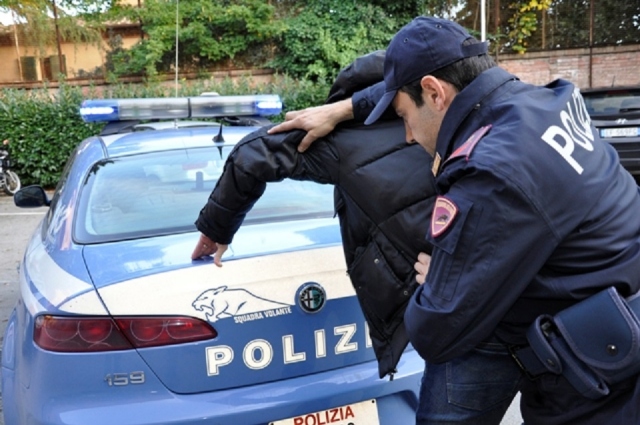 Siracusa, presunta violenza sessuale: arrestato 51enne