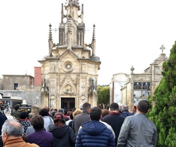 Canicattini Bagni, Lungo i viali della nostra memoria: l'itinerario alla scoperta del Cimitero monumentale