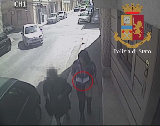 Finte medico Asp per derubare anziane, arrestate due donne residenti in provincia di Siracusa