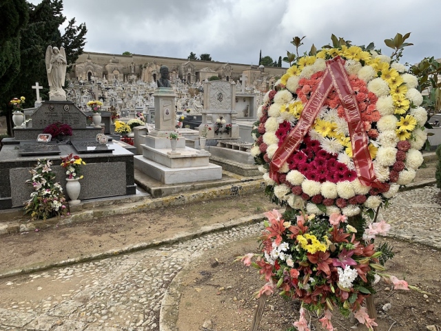 Noto, una Santa Messa al cimitero per ricordare i defunti