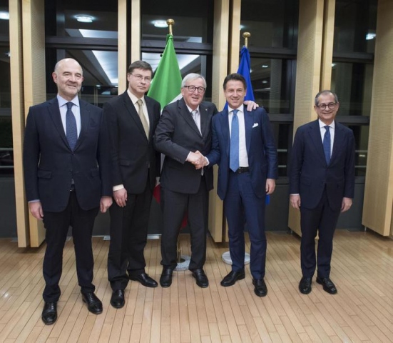 b7704766d6484a87457afba04ca72cd4