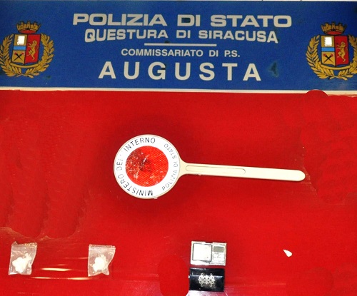 Augusta, spaccio di cocaina: arrestate due giovani donne
