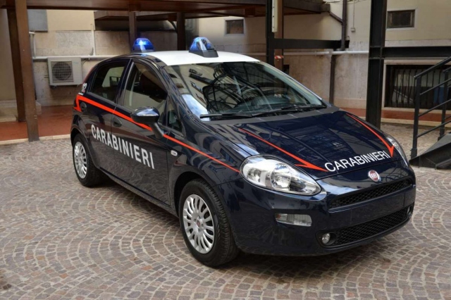 fiat-punto-carabinieri