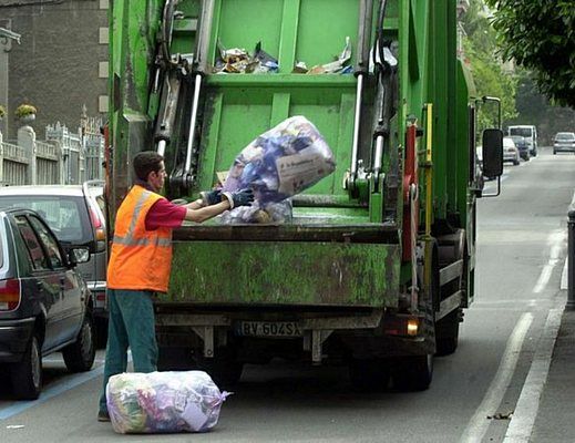 Rosolini, oggi e domani operatori ecologici in sciopero