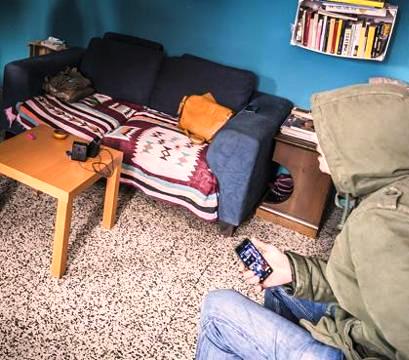 Siracusa, occupano abusivamente immobili: denunciati