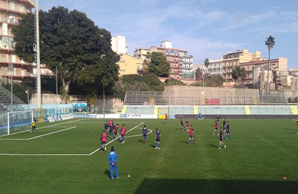 Siracusa, Vasquez fermo per 2 settimane