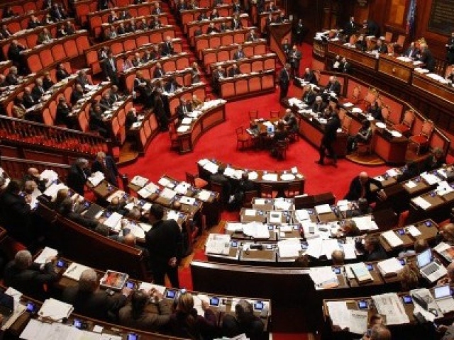 Manovra, rush finale: oggi arriva in commissione
