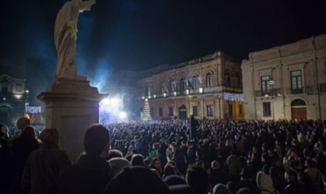 Siracusa, Capodanno in piazza Duomo: il piano di sicurezza per l'accesso alla piazza e i bus navetta