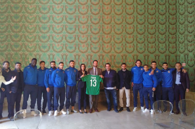 Siracusa, azzurri al Vermexio: maglia numero 13 al sindaco Italia