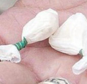 Siracusa, cocaina e marijuana: segnalati due giovani