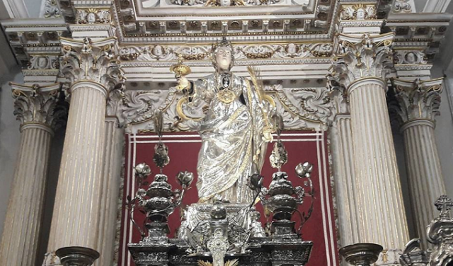 Siracusa, oggi l'abbraccio della città alla sua Patrona, Santa Lucia. In DIRETTA l'uscita del simulacro
