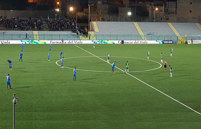 Siracusa spumeggiante con il Monopoli, finisce 1-1