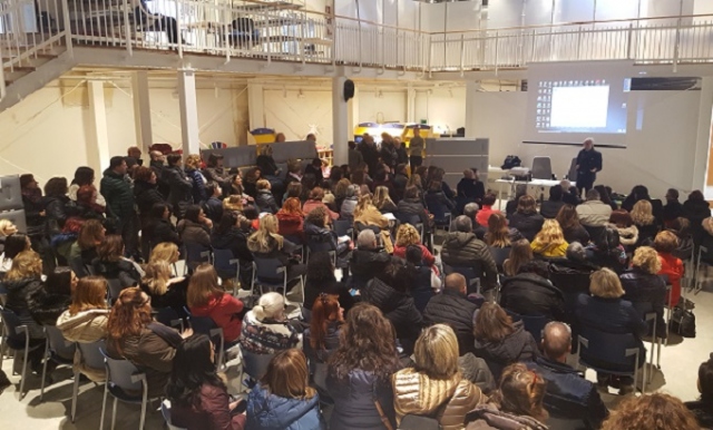 Siracusa, iscrizioni nuovo anni scolastico: è scontro tra l'amministrazione comunale, docenti e famiglie