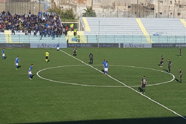 Il Siracusa inciampa in casa con il Trapani, 1-2 il finale