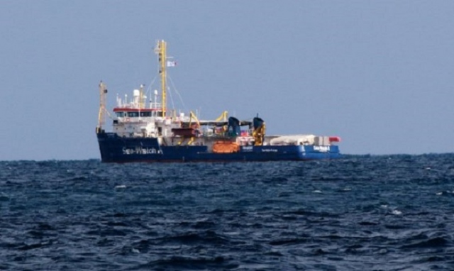Siracusa, diffida di Sea Watch a Capitaneria e Prefettura per far sbarcare i minori