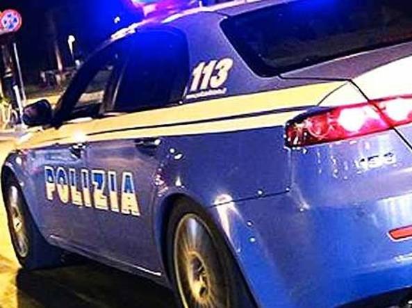 Siracusa, trovato in possesso di due coltelli a serramanico: denunciato