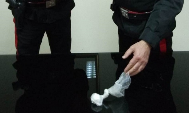 Siracusa, in casa 7 grammi di cocaina pura: in manette 52enne