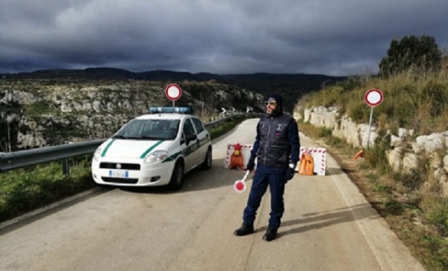 Cassaro-Ferla, al via oggi i lavori di bonifica sulla Sp 45 dopo la frana