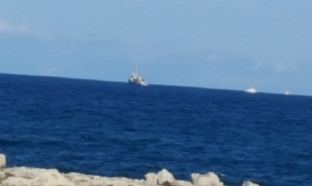 Siracusa, la Sea Watch al largo di Punta Magnisi, assegnato punto di fonda per garantire la sicurezza dell'unità e dei migranti