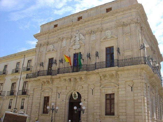 Siracusa, morosi incolpevoli: pubblicato il bando