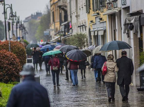 Siracusa, previsti temporali per oggi: allerta meteo gialla fino alle 24