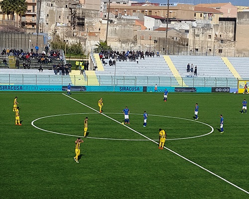 Gli azzurri tengono il gioco e battono il Viterbese al De Simone