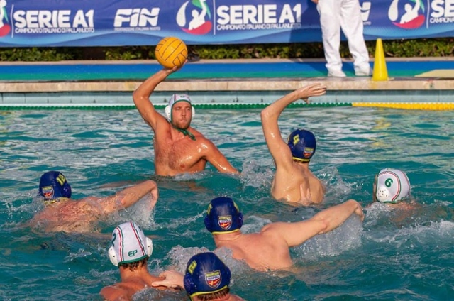 Sconfitta per l'Ortigia a Brescia, 14-9 il finale