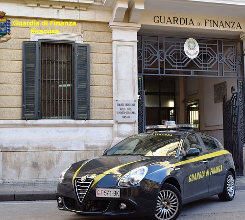 Avola, oggetti di Carnevale non sicuri: sequestro per 30mila euro