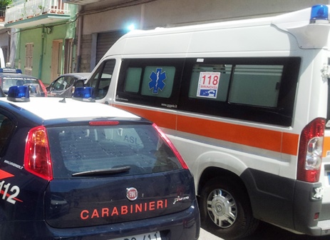 Siracusa, si toglie la vita impiccandosi con una corda: convivente trova il corpo
