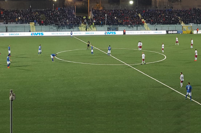 Siracusa sconfitto 2-0 dalla Reggina, due episodi determinanti