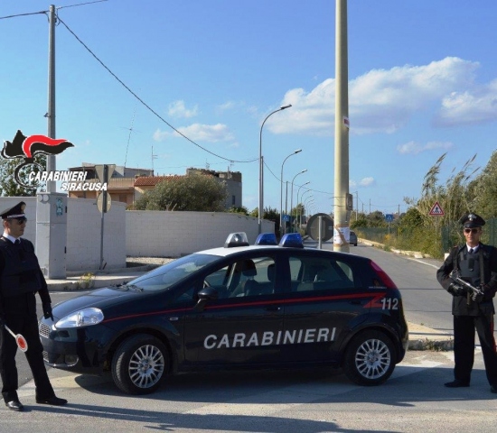 Noto, in possesso di droga nonostante i domiciliari: arrestato e tradotto in carcere