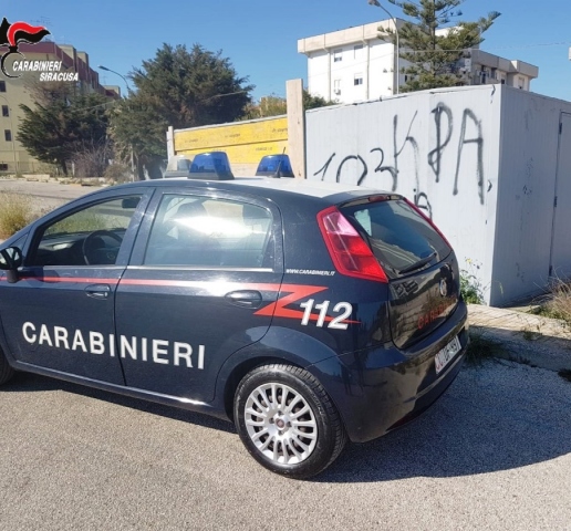 Siracusa, ruba materiale ferroso da rete idrica: arrestato