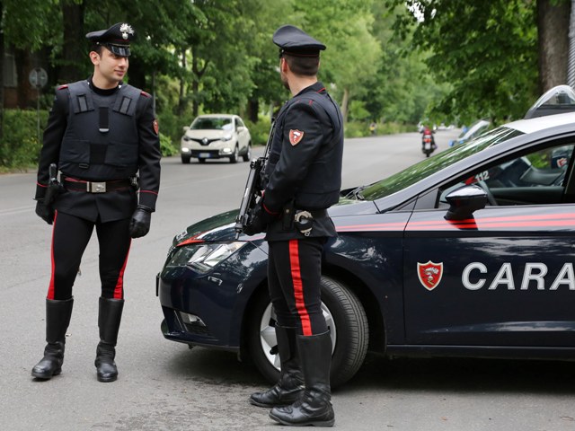 carabinieri_generica_controllo_stradale_piantone_pattuglia_2018_05_15___5