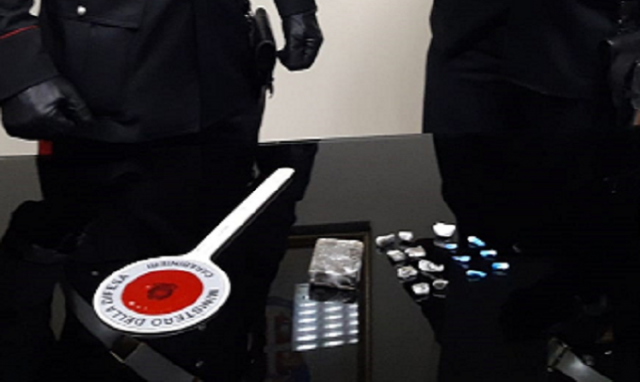 Siracusa, in casa hashish e cocaina: 34enne ai domiciliari