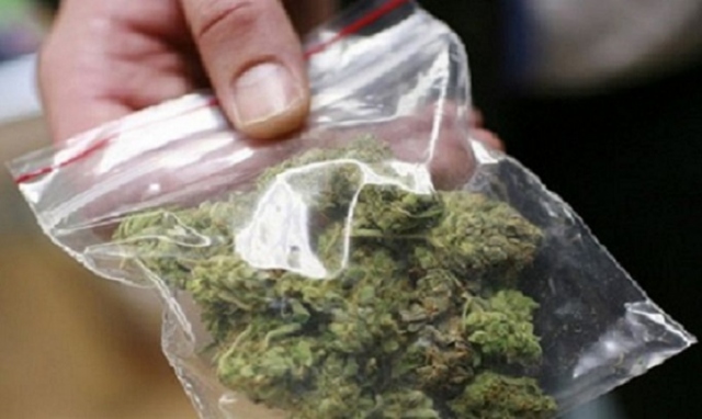 Siracusa-Catania, sorpreso con 40 grammi di marijuana: 23enne catanese finisce ai domiciliari