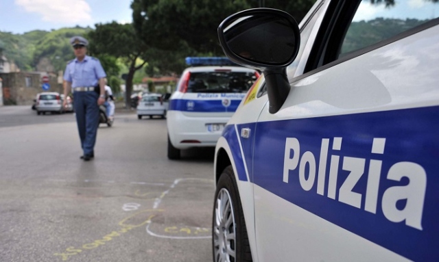 Siracusa, sicurezza stradale: a marzo 150 controlli e 102 sanzioni. Sotto accusa l'uso del telefonino alla guida