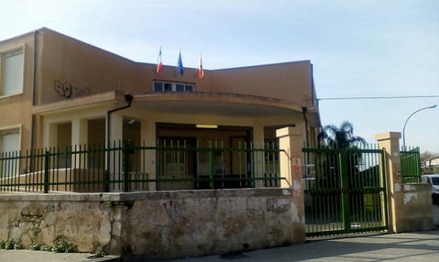 Siracusa, preso il ladro delle macchinette: sorpreso nell'istituto Wojtyla