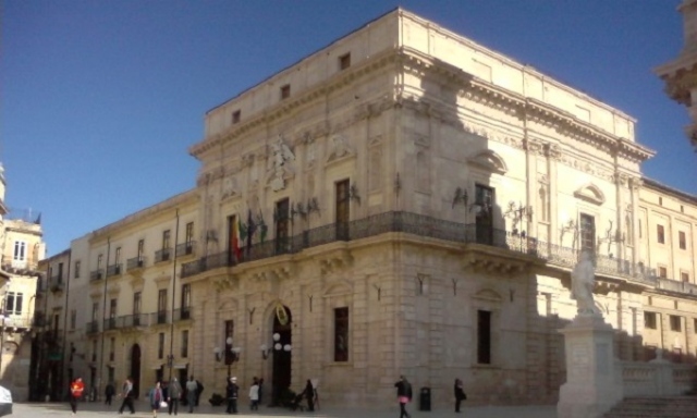 Siracusa, falso ideologico: indagato ragioniere capo del Comune