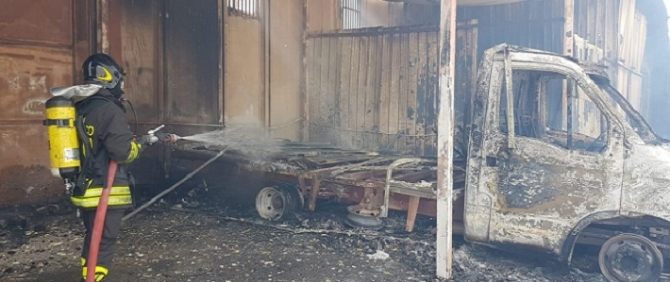 Incendio materassi 0