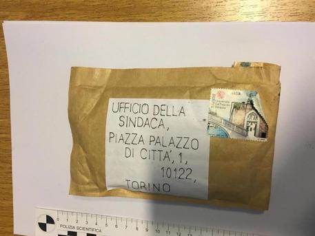 Torino, busta esplosiva recapitata in Comune alla sindaca Appendino