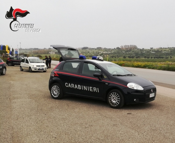 Siracusa, controlli circolazione stradale: 8 pattuglie dei Carabinieri su strada, al setaccio oltre 149 veicoli